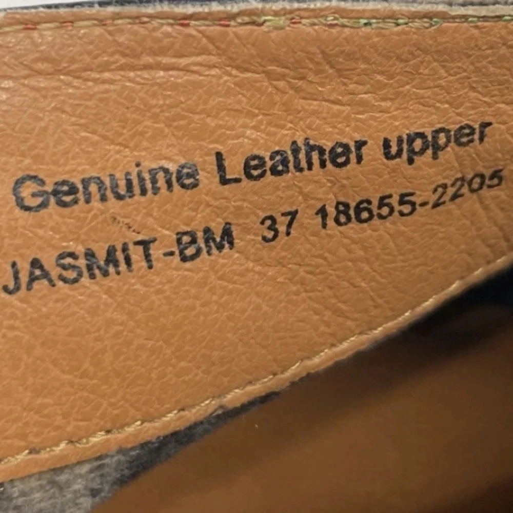 L'Artiste Jasmit Spring Step Slip On - Picture 9 of 12